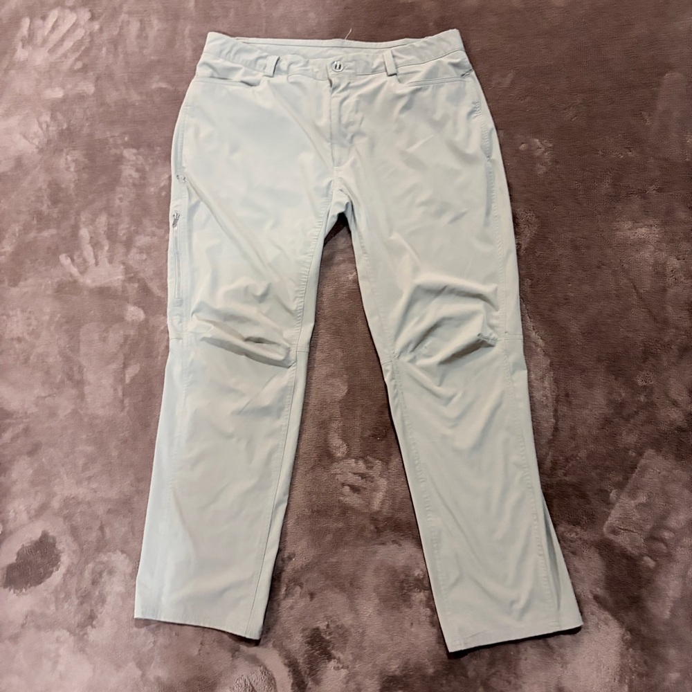Men's Under Armour Loose Fit Fishing Hiking Lightweight Pants 36x30 Khaki